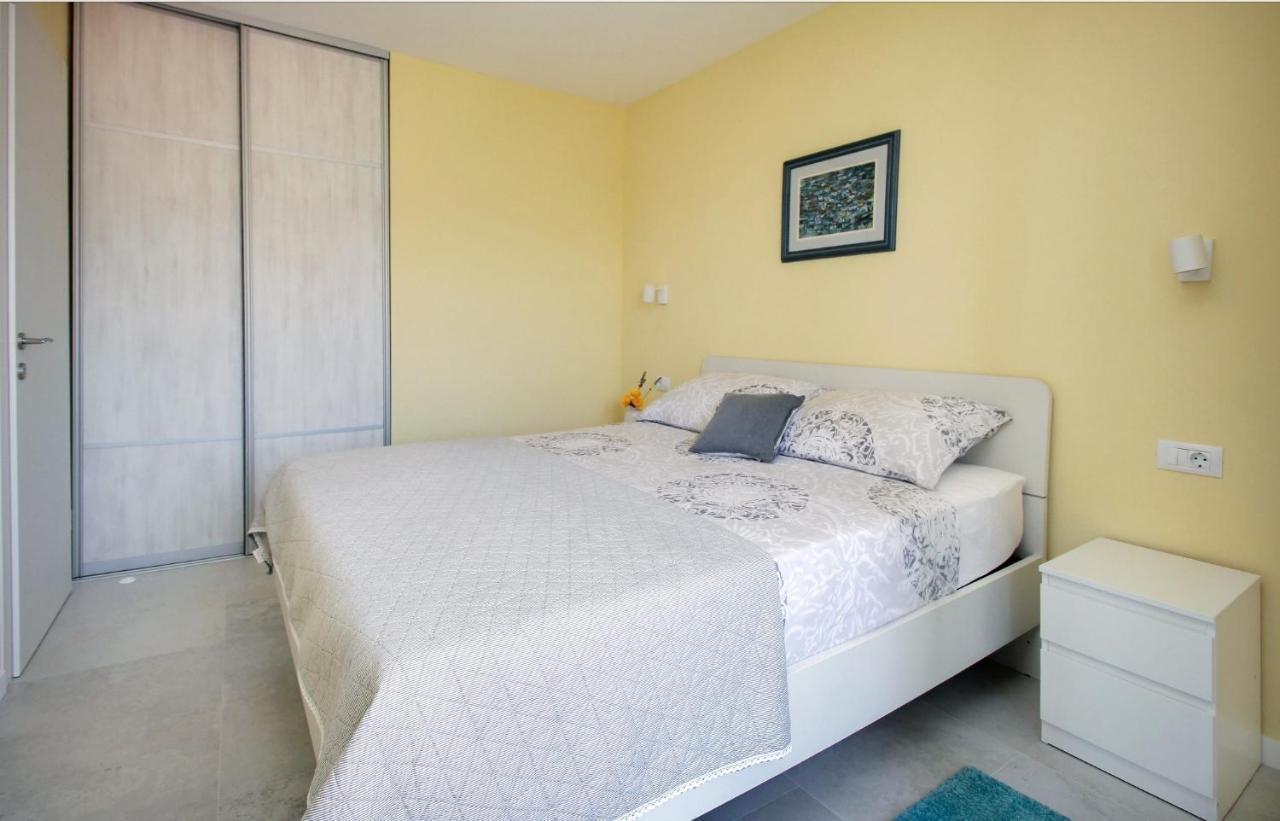 Apartment Levanat Molunat Eksteriør bilde